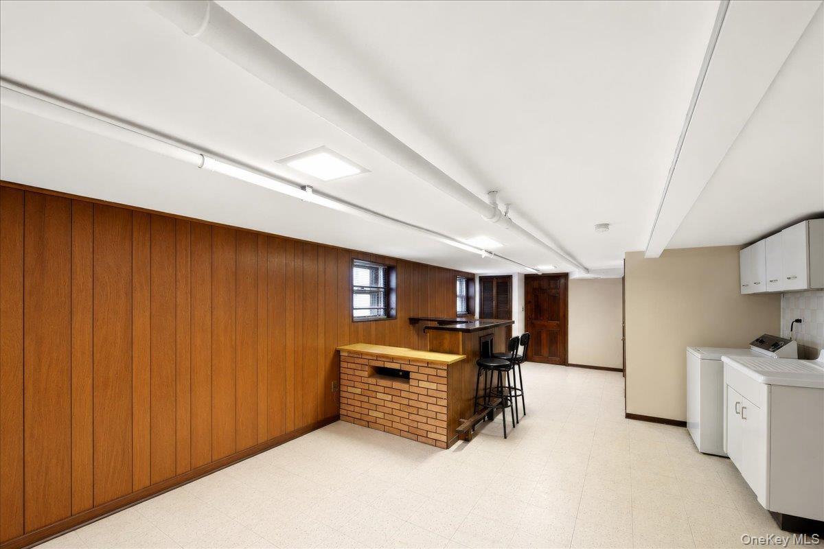 Single Family Hobart Bronx, NY 10461, MLS-997203-22
