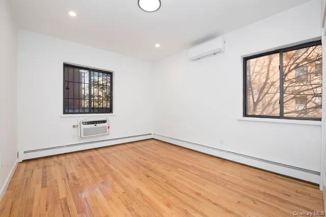 Apartment Avenue C  Manhattan, NY 10009, MLS-997239-2