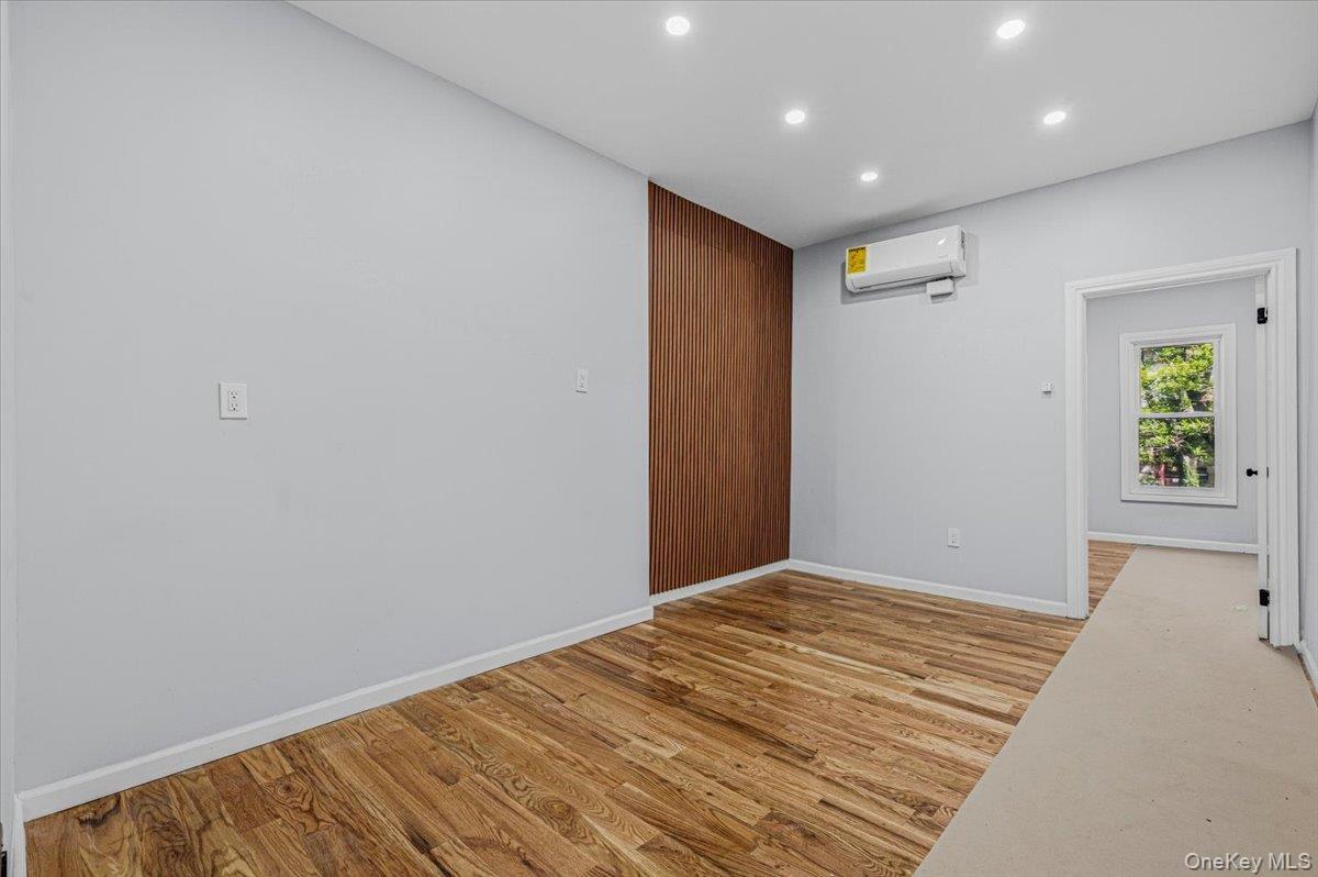 Single Family Bergen Brooklyn, NY 11233, MLS-997250-10