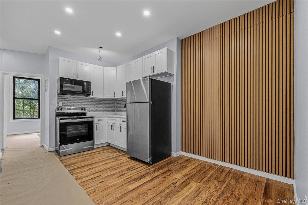 Single Family Bergen Brooklyn, NY 11233, MLS-997250-14