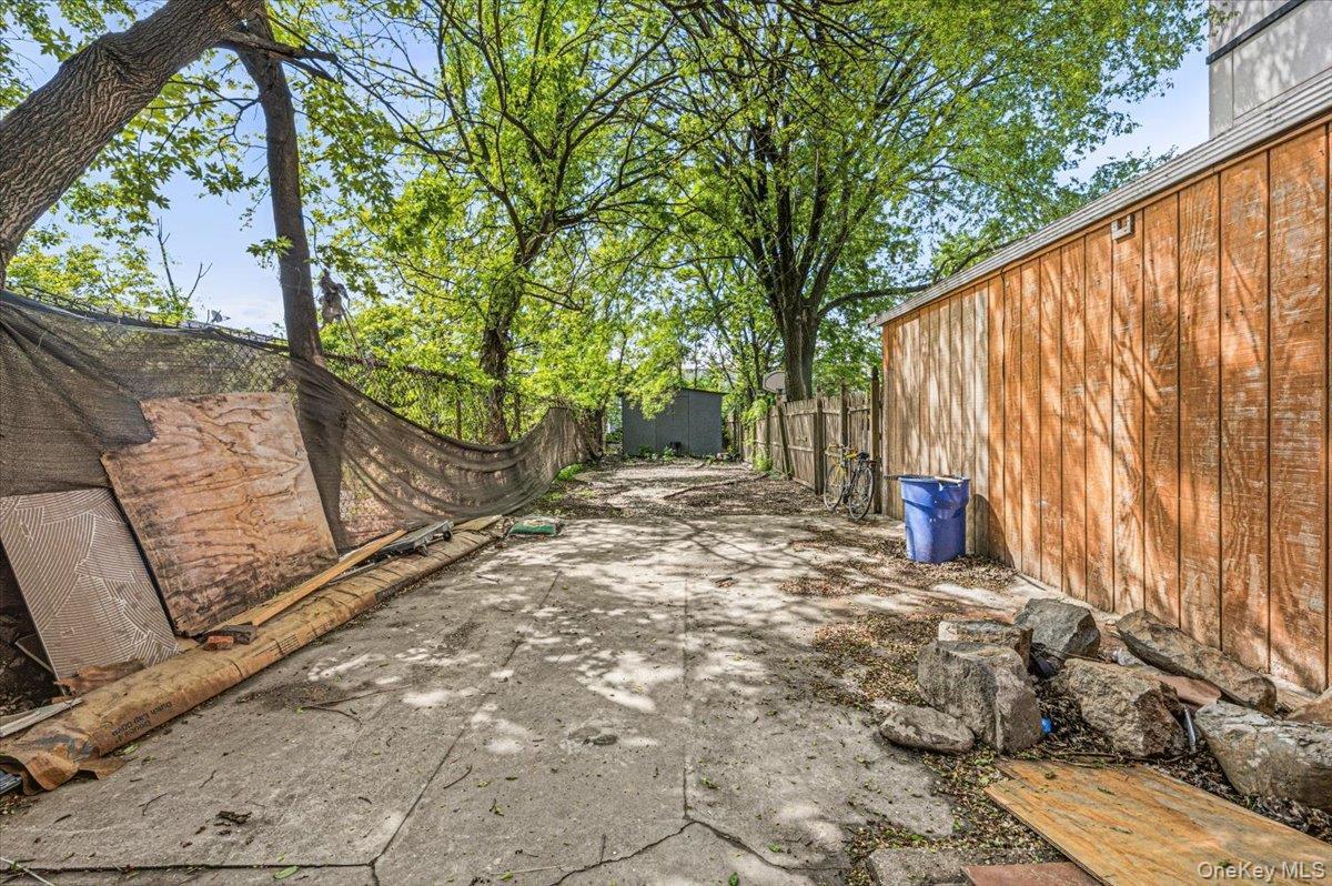 Single Family Bergen Brooklyn, NY 11233, MLS-997250-20