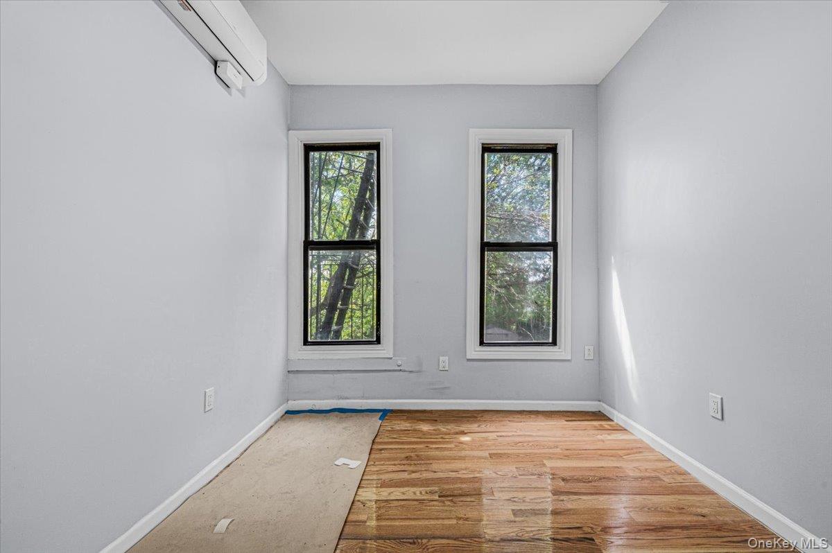 Single Family Bergen Brooklyn, NY 11233, MLS-997250-8