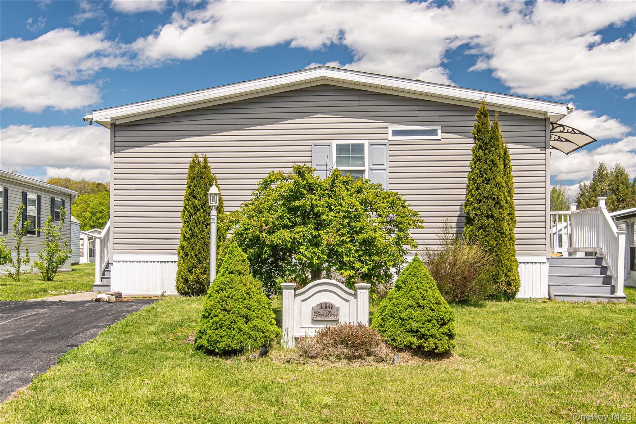 Single Family Gina Drive  Dutchess County, NY 12522, MLS-997318-2