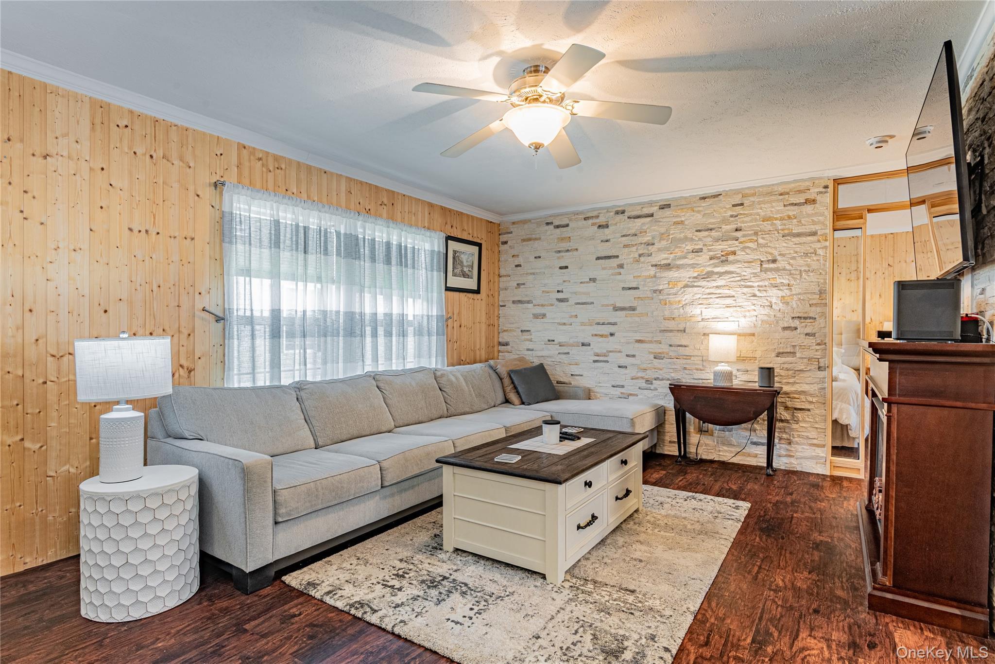 Single Family Gina Drive  Dutchess County, NY 12522, MLS-997318-7