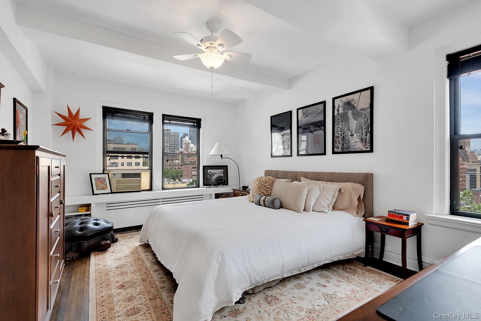 Coop East 50th  Manhattan, NY 10022, MLS-997324-4