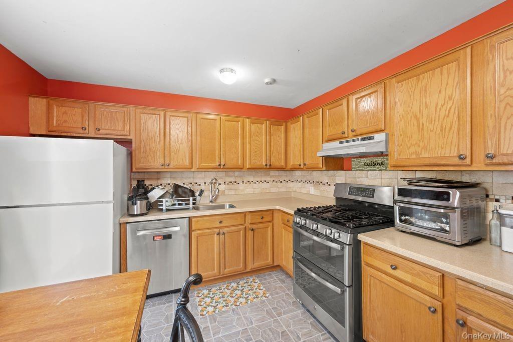 Single Family Long Pond Staten Island, NY 10304, MLS-997347-11