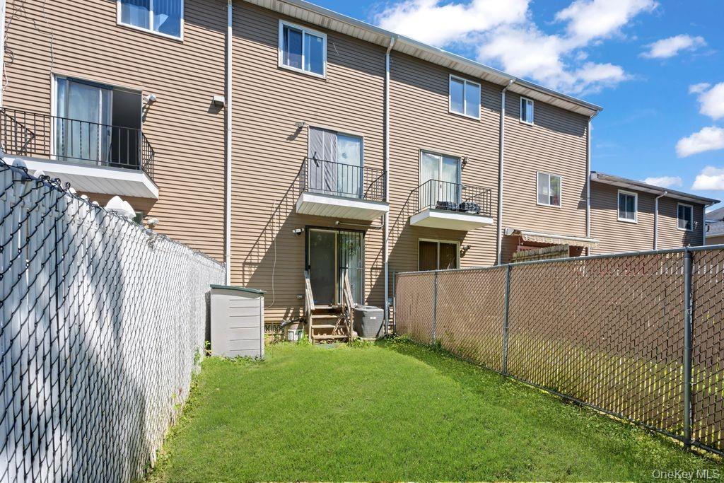 Single Family Long Pond Staten Island, NY 10304, MLS-997347-28