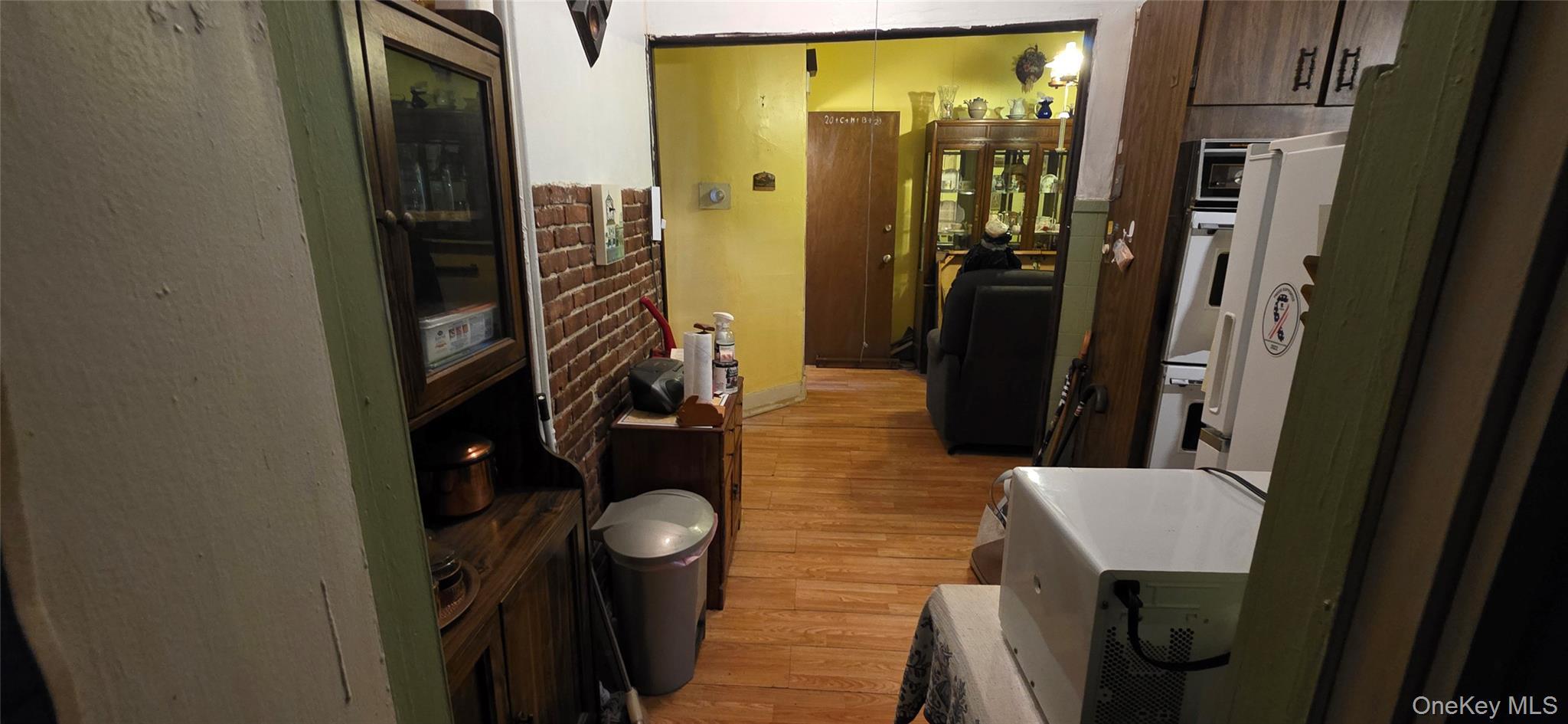 Single Family 54th  Queens, NY 11378, MLS-997373-4