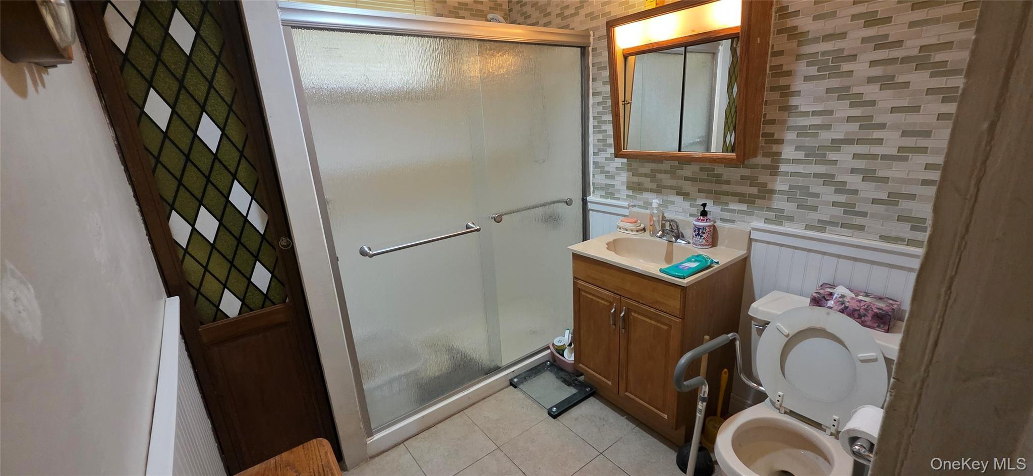 Single Family 54th  Queens, NY 11378, MLS-997373-8