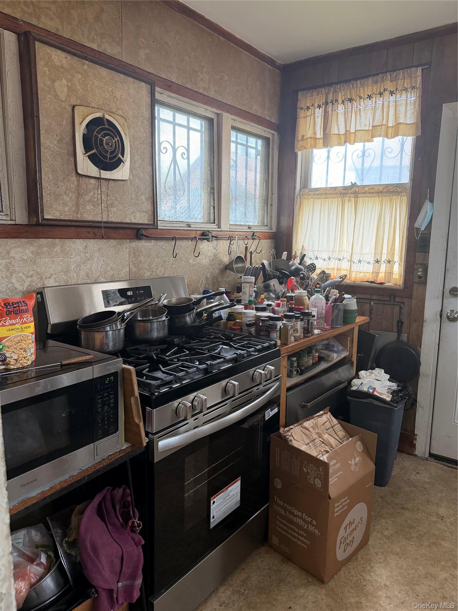 Single Family Southgate Queens, NY 11413, MLS-997442-12