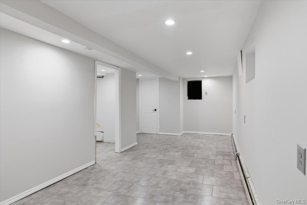 Single Family 207th Queens, NY 11428, MLS-997488-25