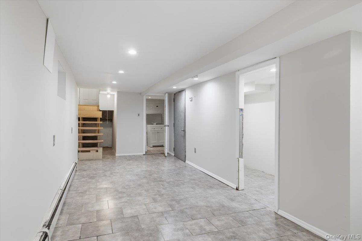 Single Family 207th Queens, NY 11428, MLS-997488-26