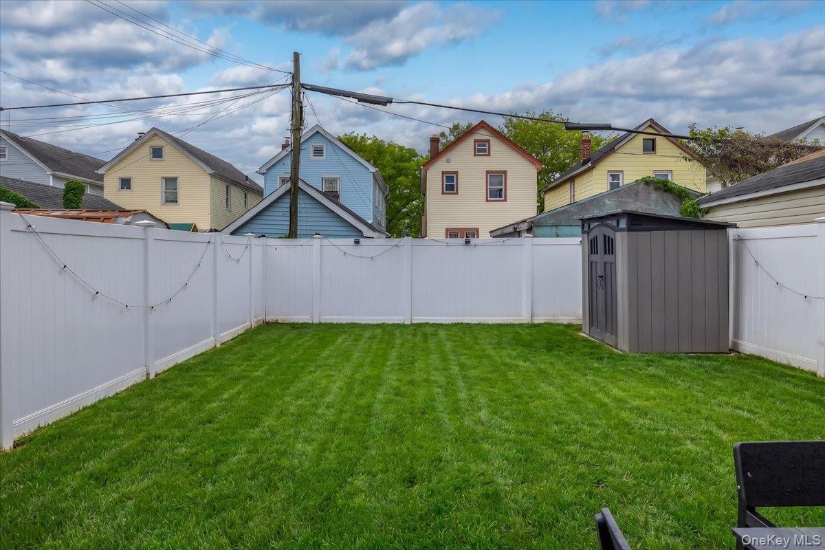Single Family 207th  Queens, NY 11428, MLS-997488-34