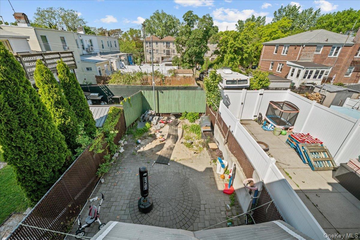 Single Family Balcom Bronx, NY 10461, MLS-997523-24