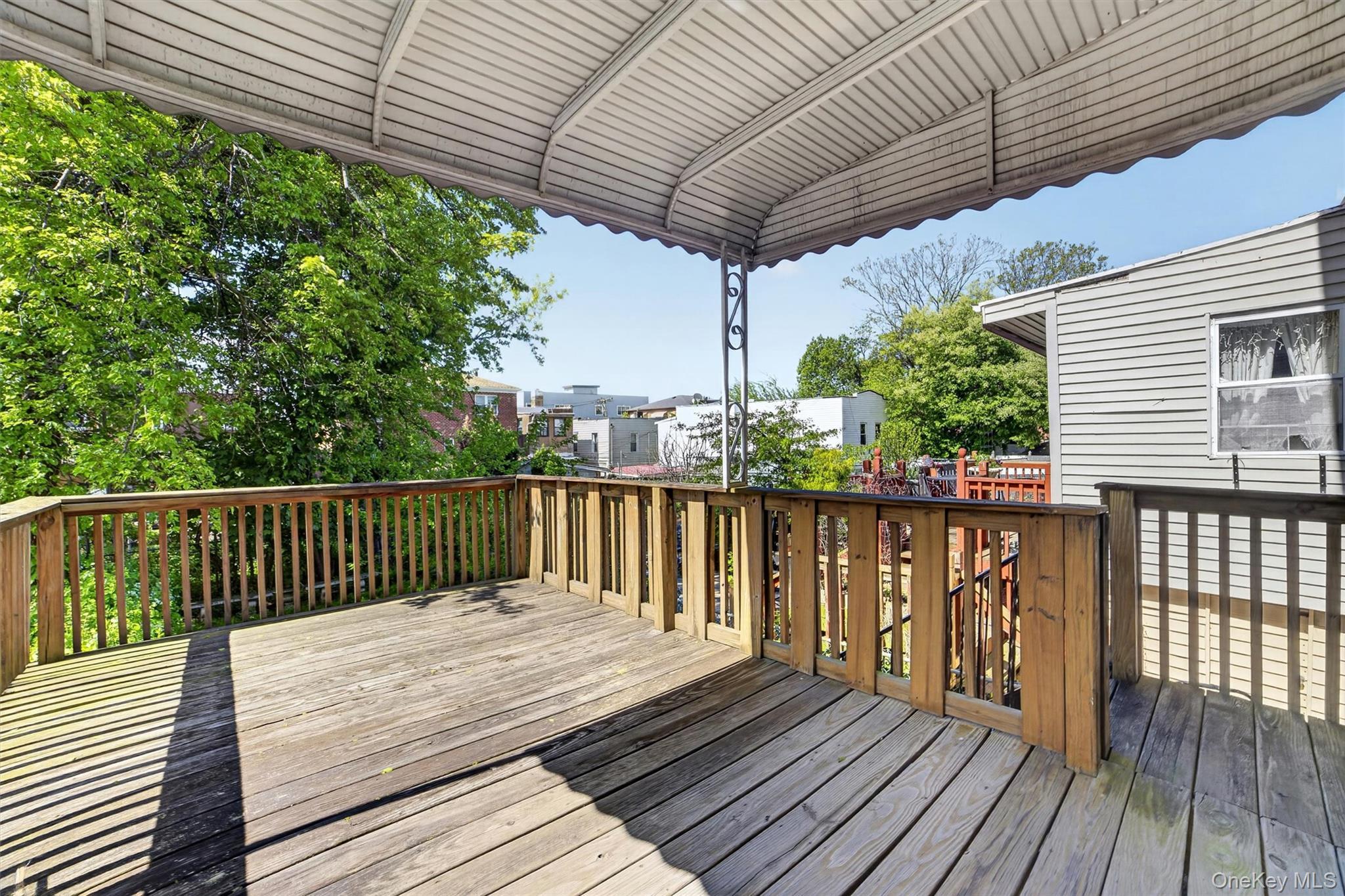 Single Family 213th  Bronx, NY 10469, MLS-997551-20