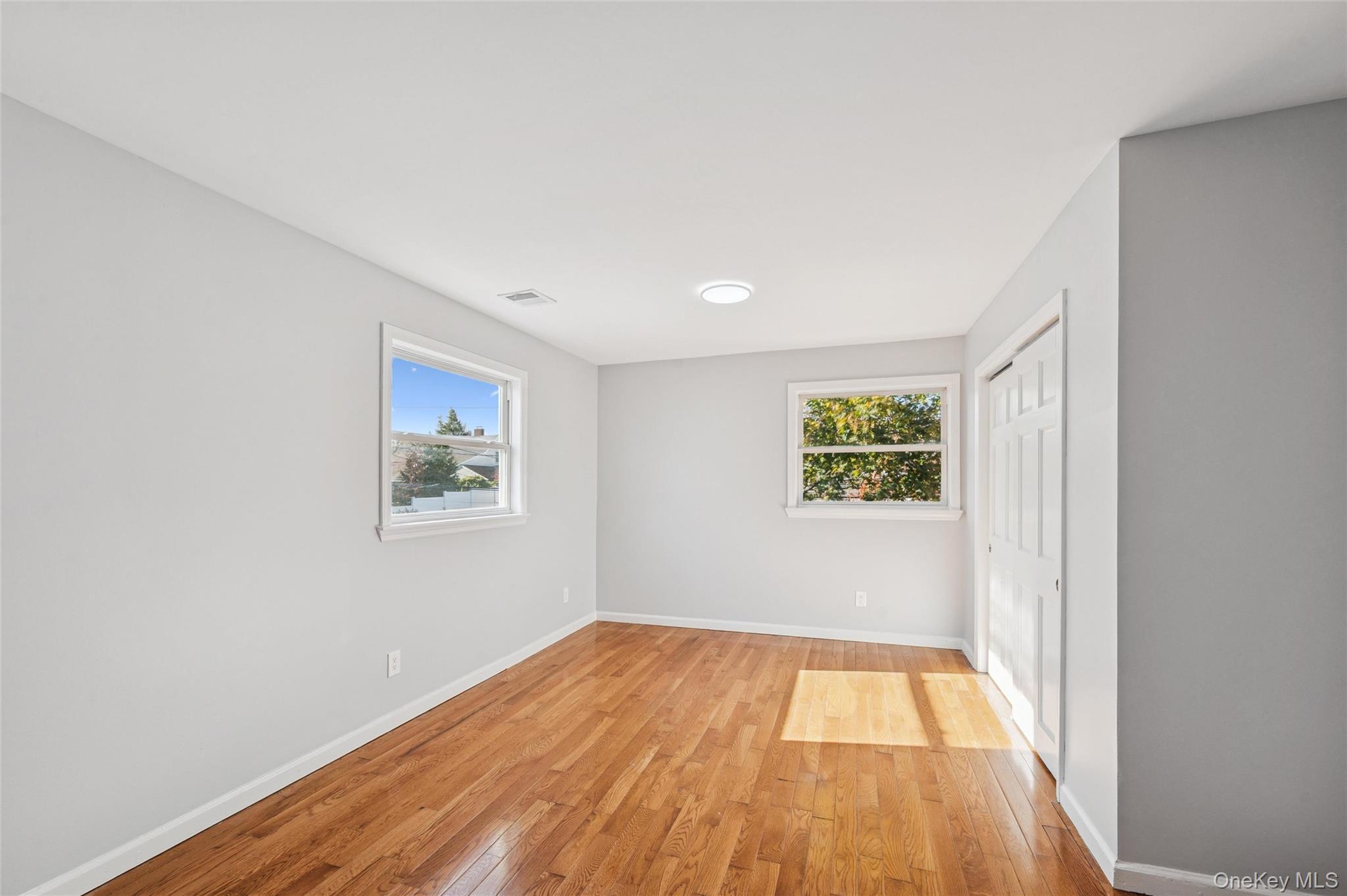 Single Family Water Lane S Nassau County, NY 11793, MLS-997642-31