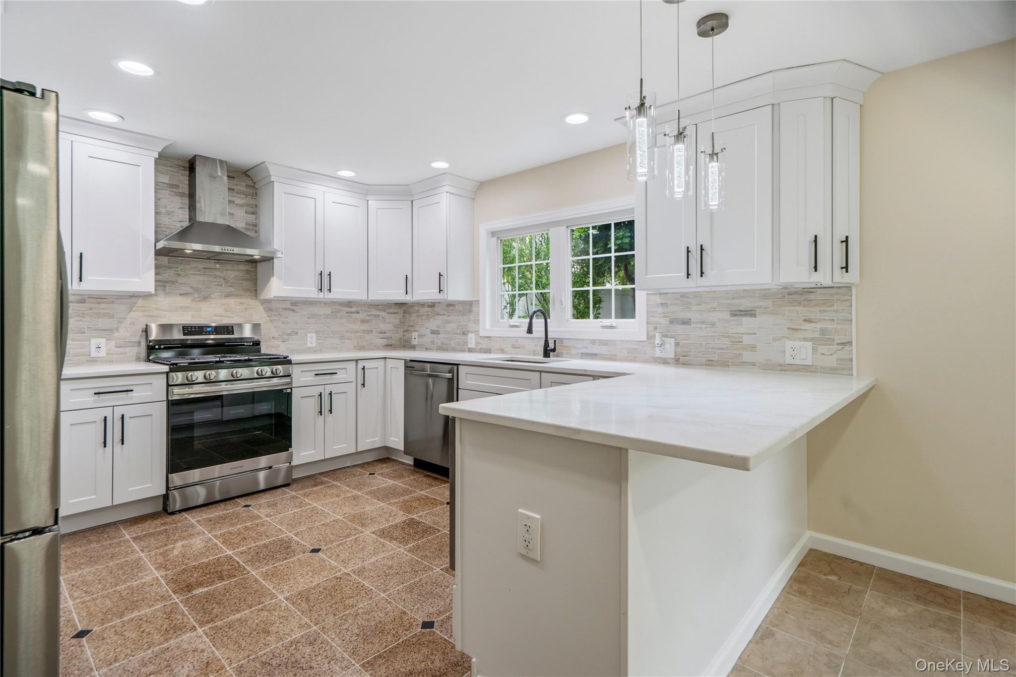 Single Family Water Lane S Nassau County, NY 11793, MLS-997642-7
