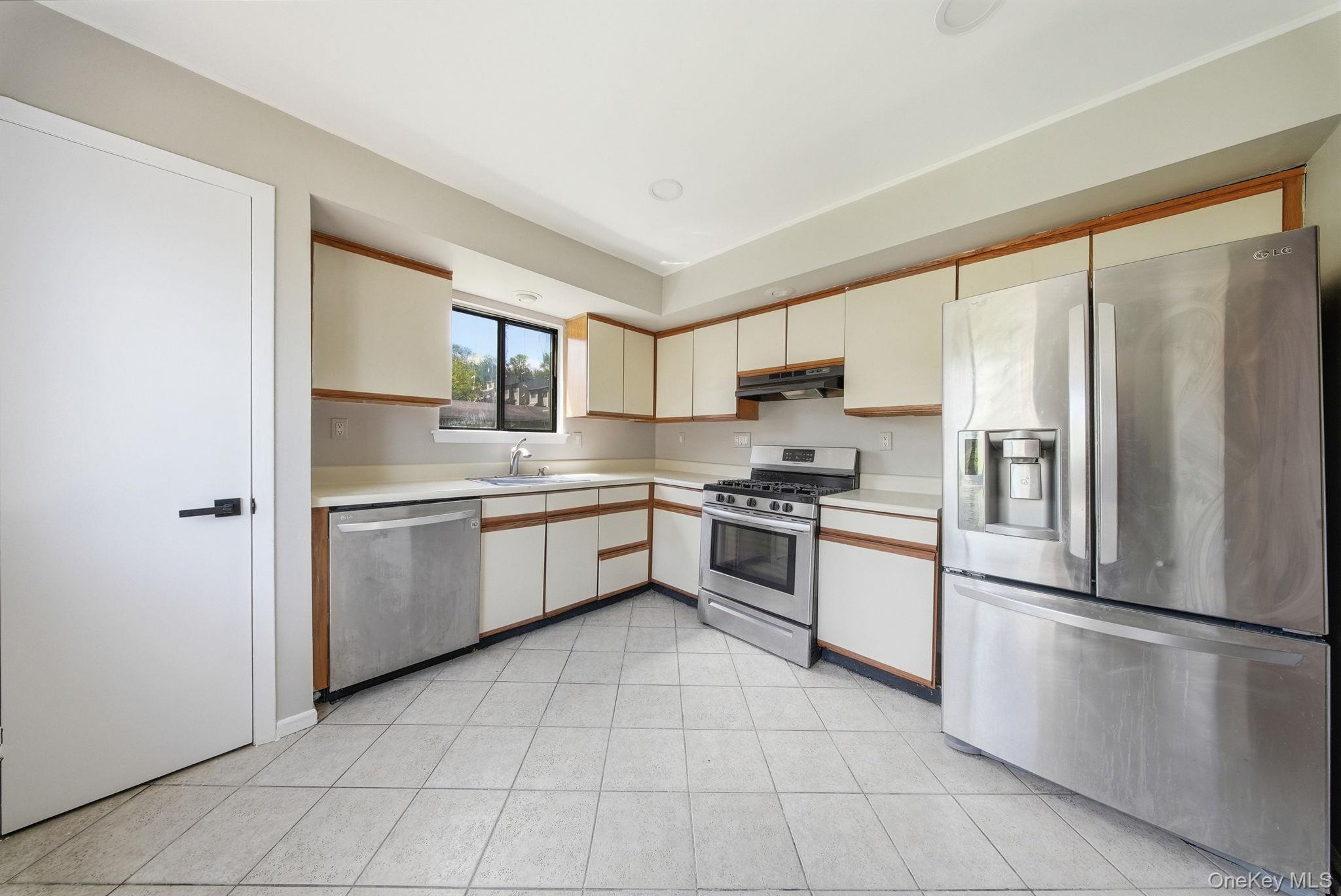 Single Family Sycamore Court Orange County, NY 10930, MLS-997661-20