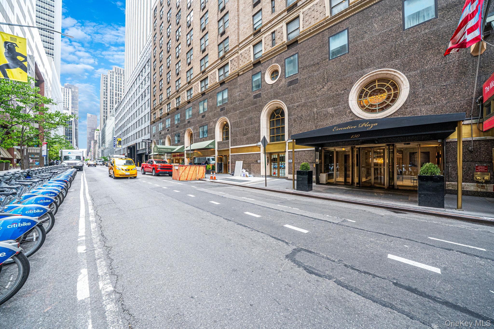 Apartment 51st St Manhattan, NY 10019, MLS-997675-4