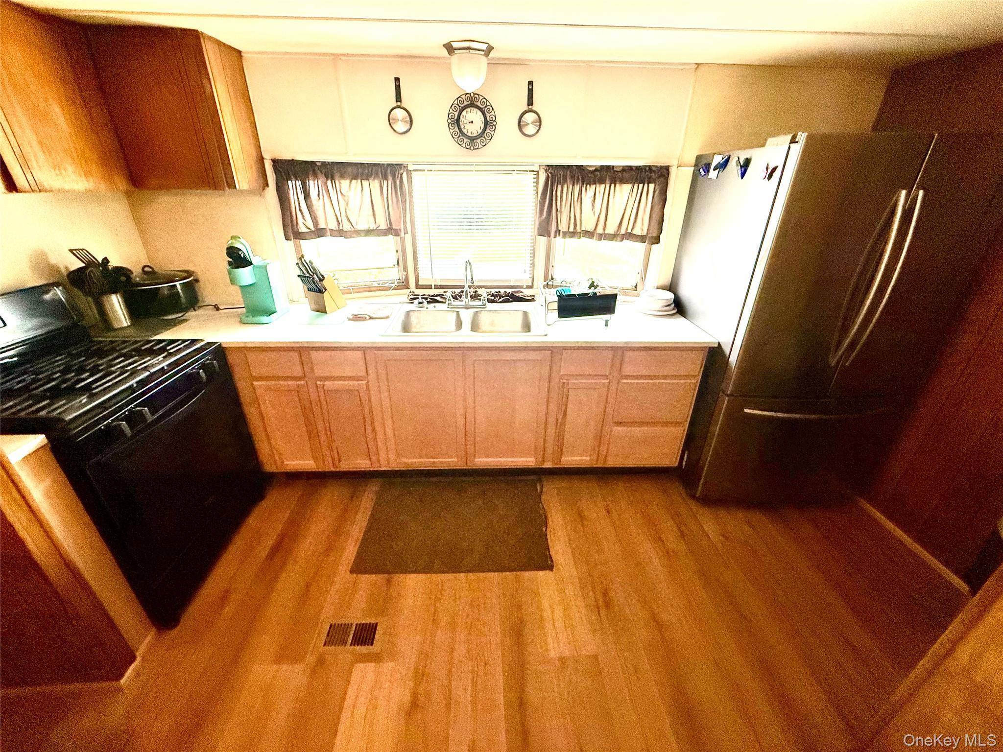 Single Family Lark  Orange County, NY 12729, MLS-997685-4