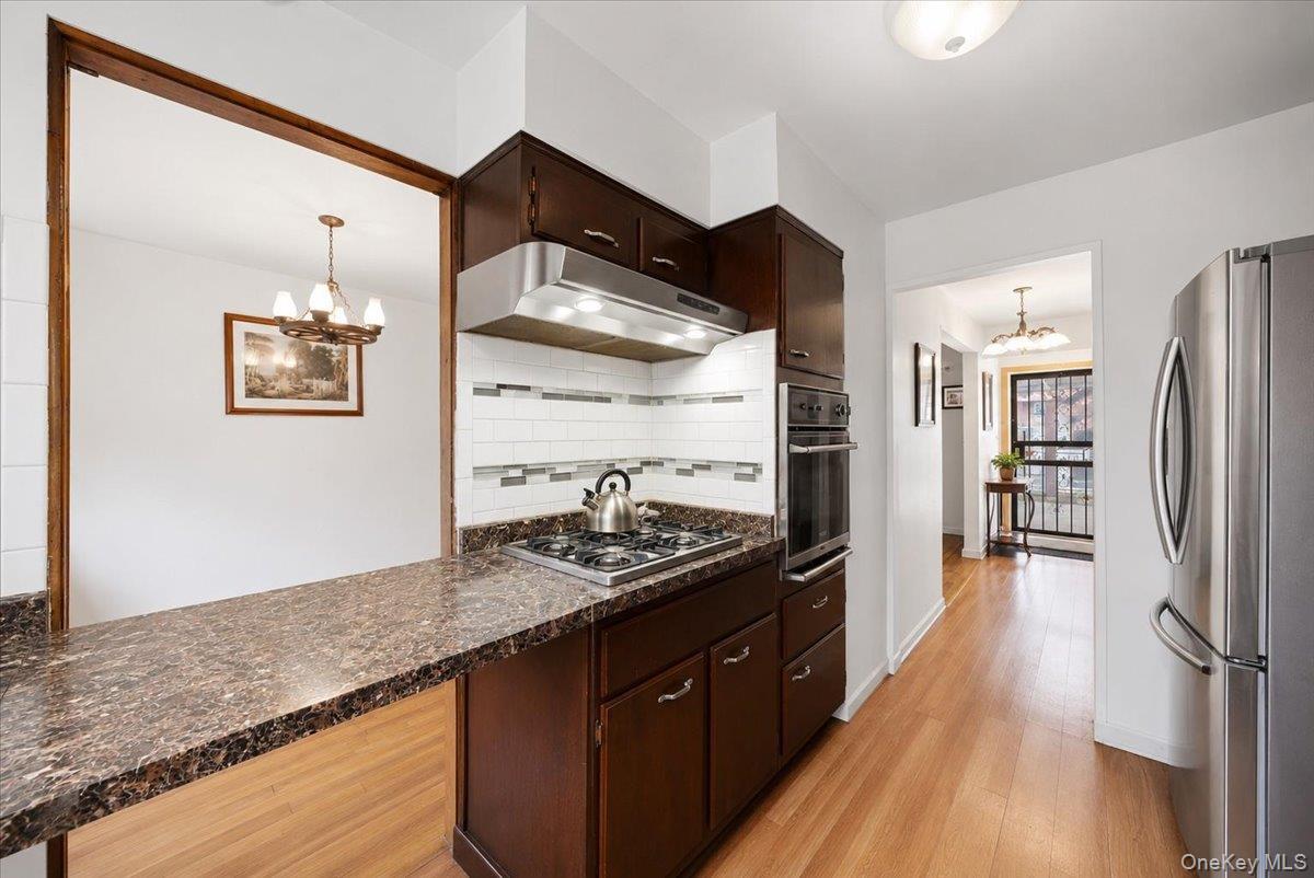 Single Family Baychester Bronx, NY 10466, MLS-997700-11