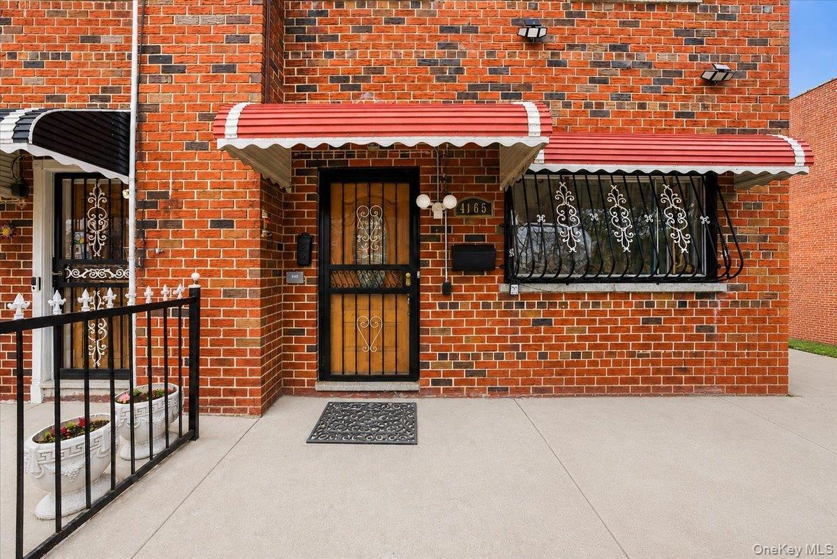 Single Family Baychester Bronx, NY 10466, MLS-997700-2