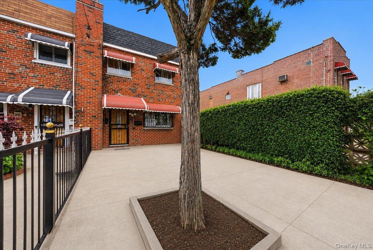 Single Family Baychester Bronx, NY 10466, MLS-997700-3