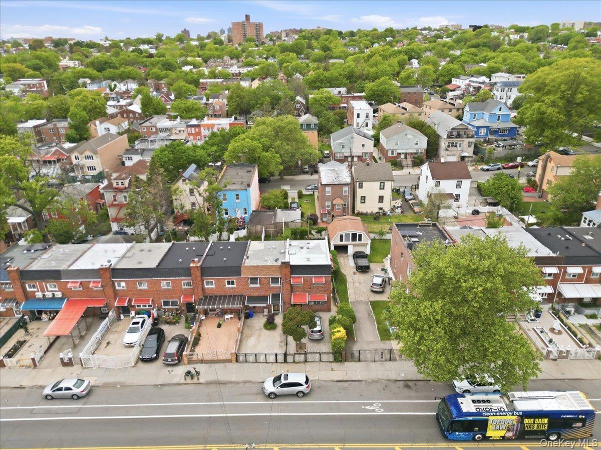 Single Family Baychester Bronx, NY 10466, MLS-997700-30