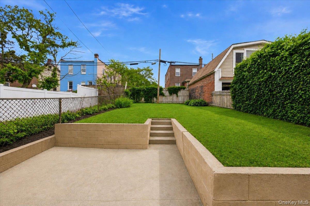 Single Family Baychester Bronx, NY 10466, MLS-997700-5