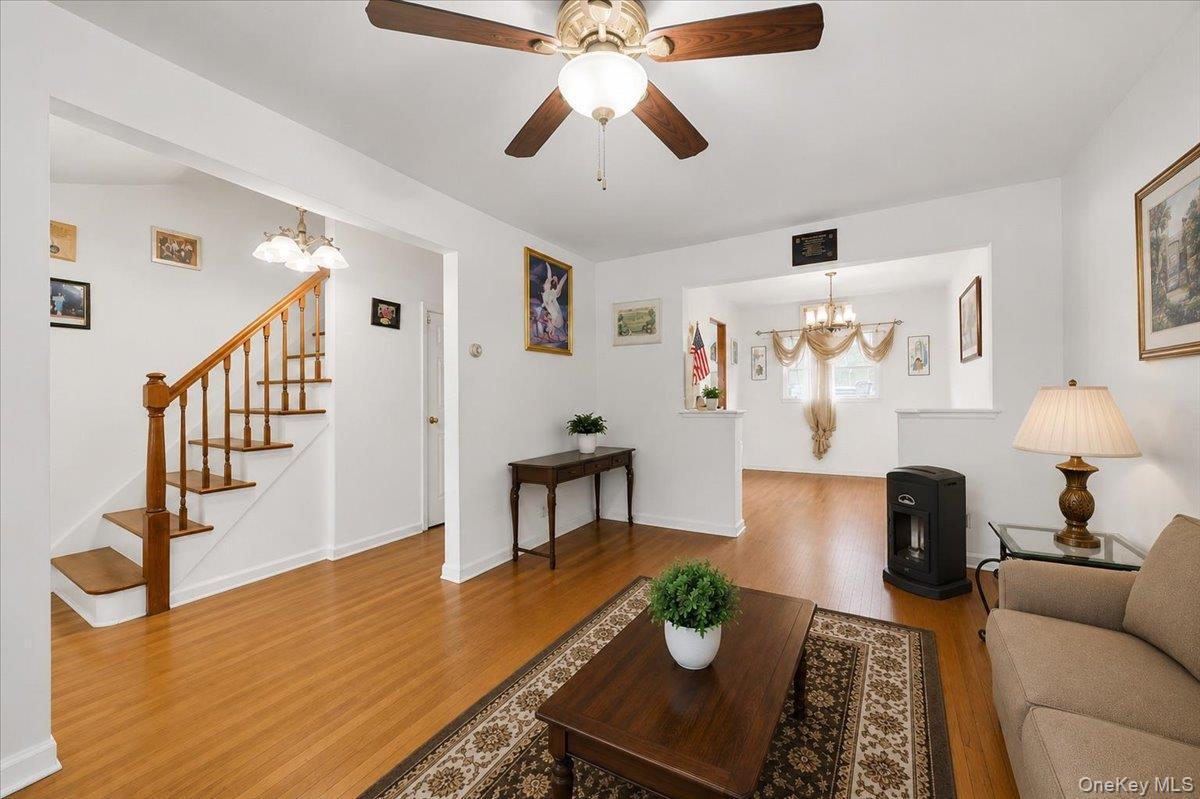 Single Family Baychester Bronx, NY 10466, MLS-997700-7