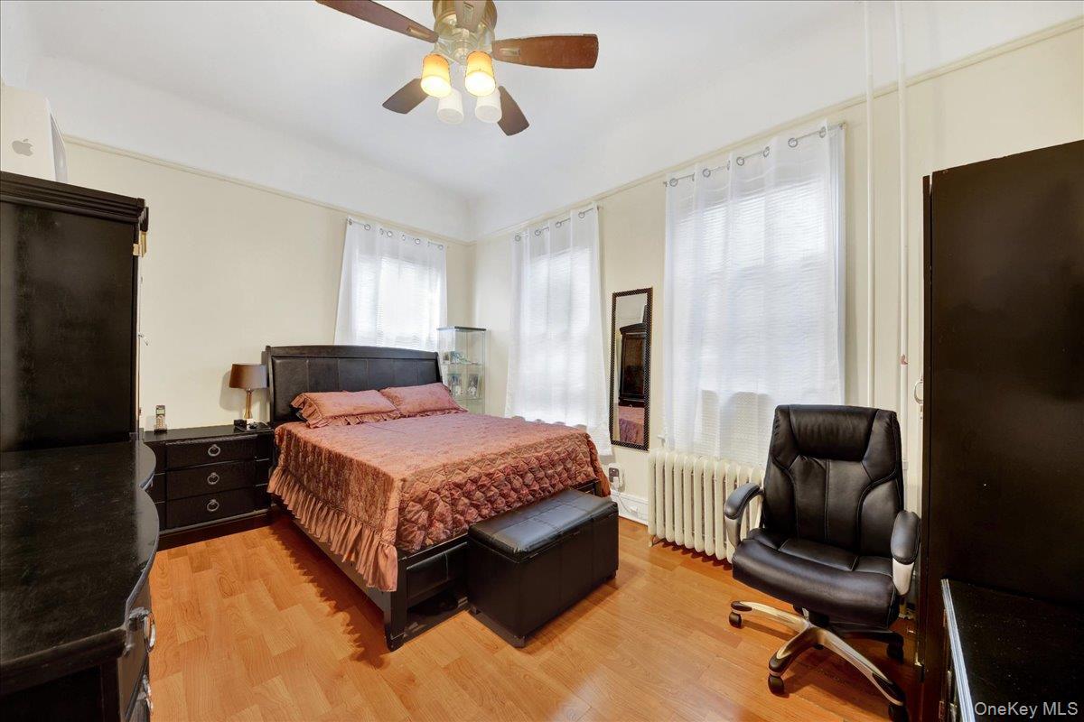 Single Family Carpenter  Bronx, NY 10470, MLS-997706-11