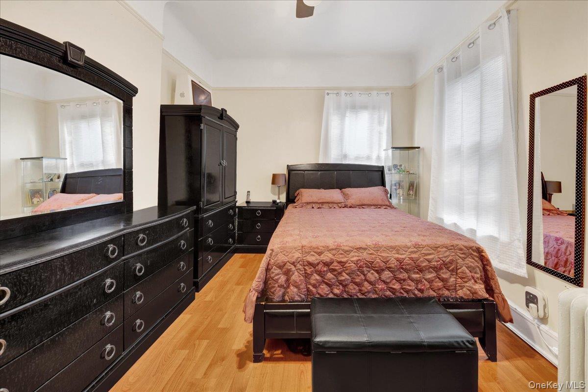 Single Family Carpenter  Bronx, NY 10470, MLS-997706-12