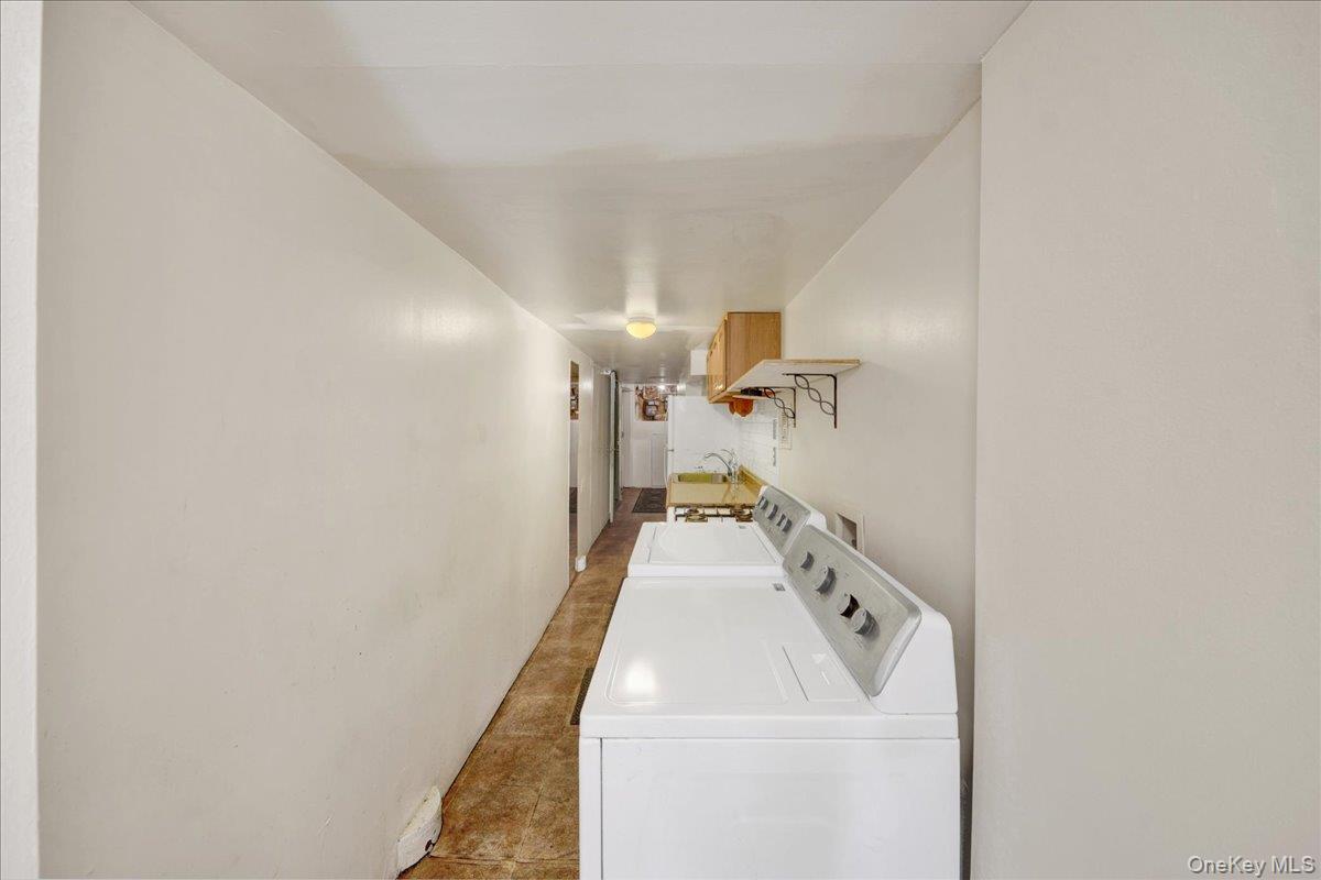 Single Family Carpenter  Bronx, NY 10470, MLS-997706-7