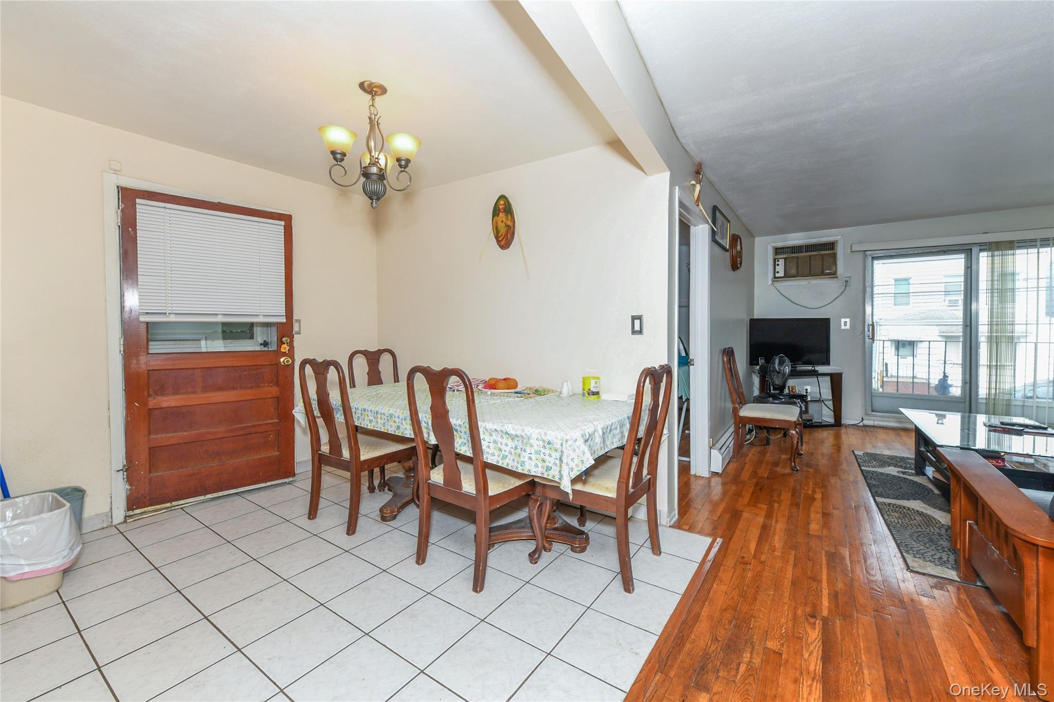 Single Family 90th Street  Queens, NY 11416, MLS-997714-12