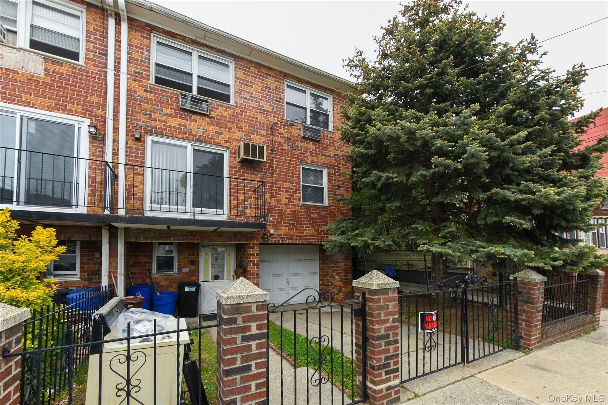 Single Family 90th Street  Queens, NY 11416, MLS-997714-2