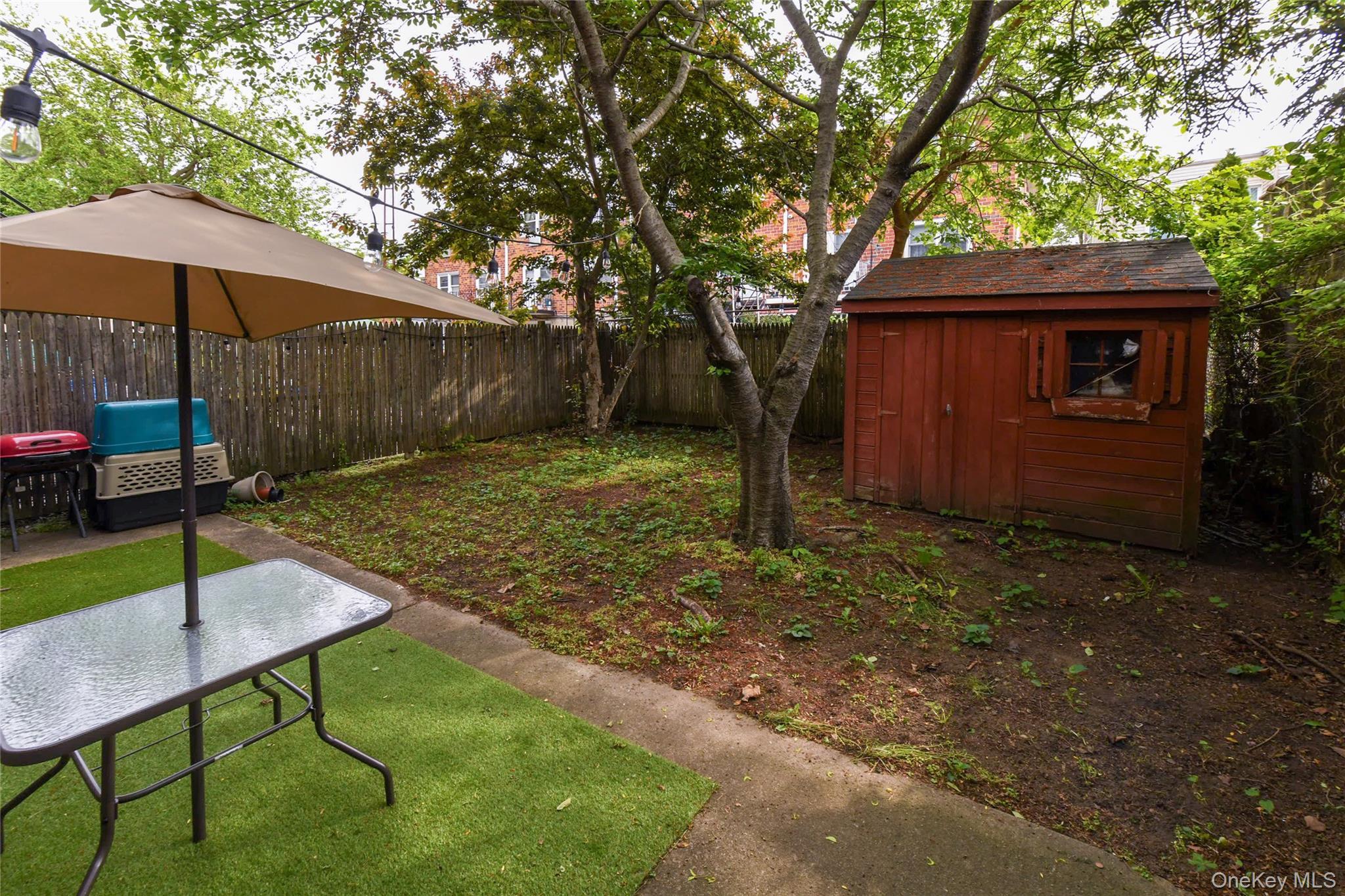 Single Family 90th Street  Queens, NY 11416, MLS-997714-4