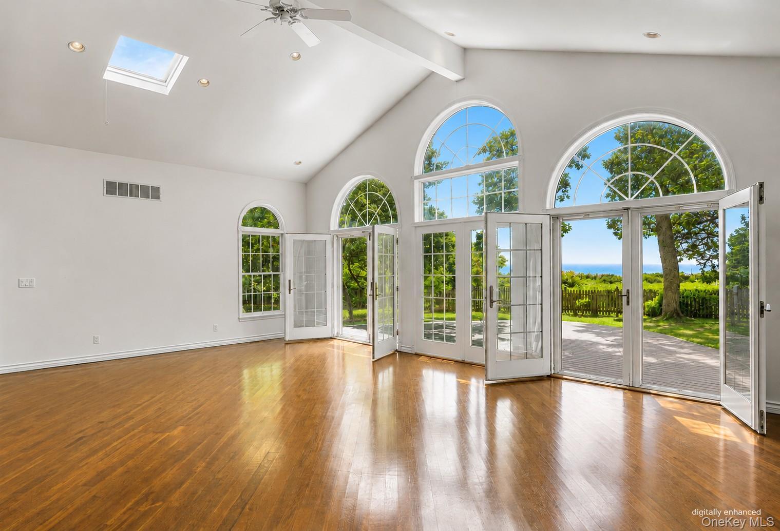 Single Family Old Wood Path Suffolk County, NY 11971, MLS-997738-2