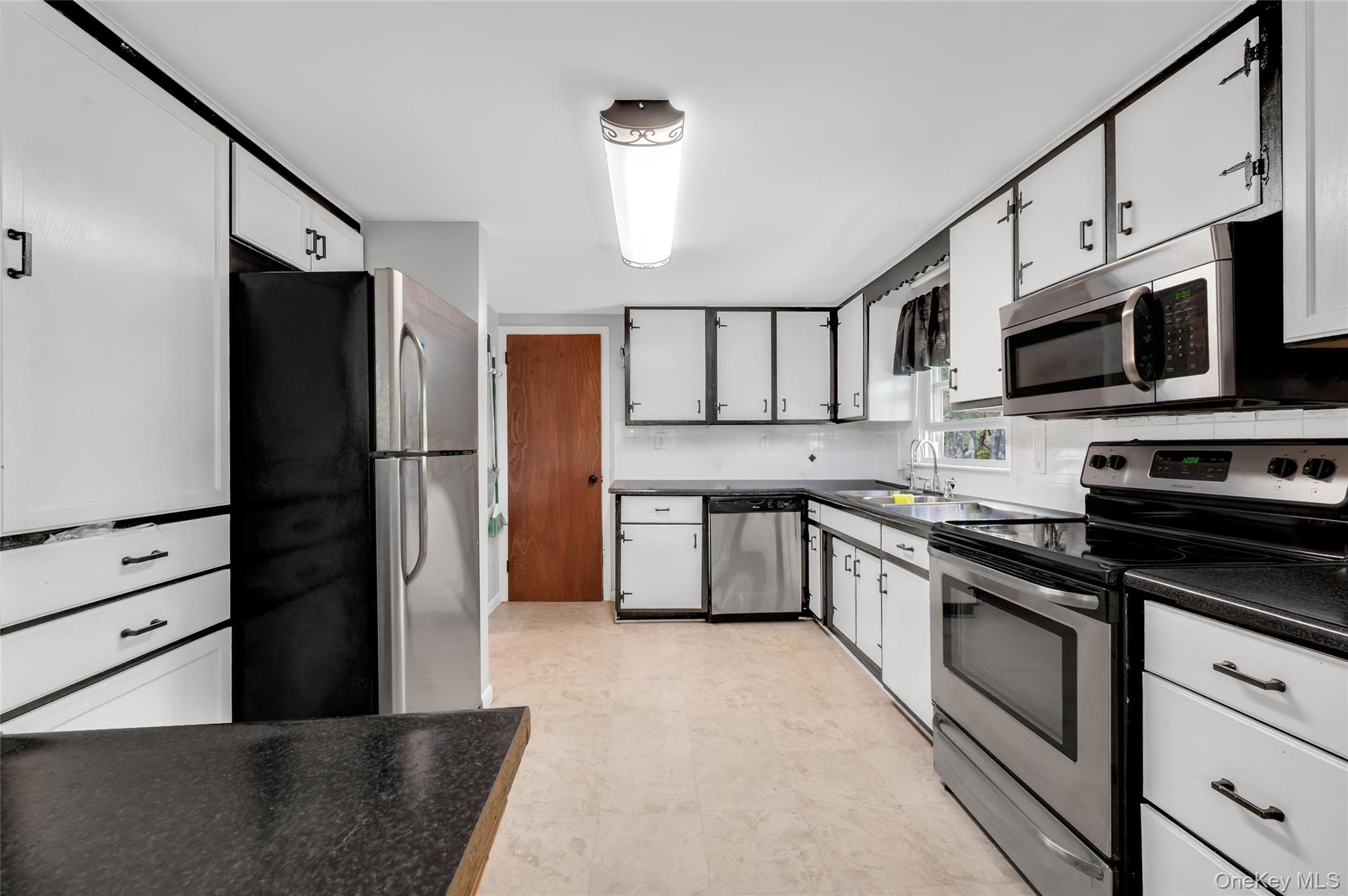 Single Family Sunset Drive Sullivan County, NY 12701, MLS-997747-26