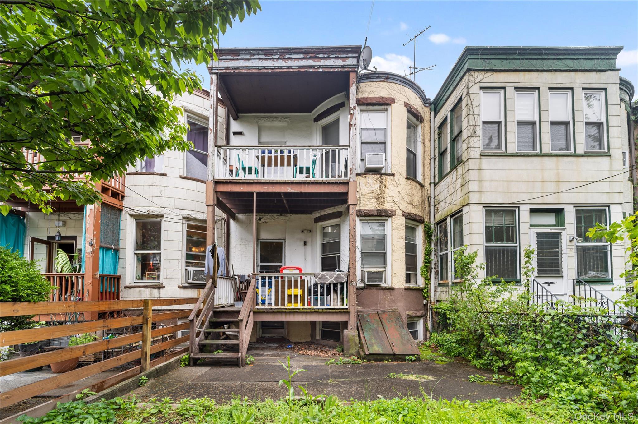 Single Family 69th Avenue Queens, NY 11385, MLS-997750-2