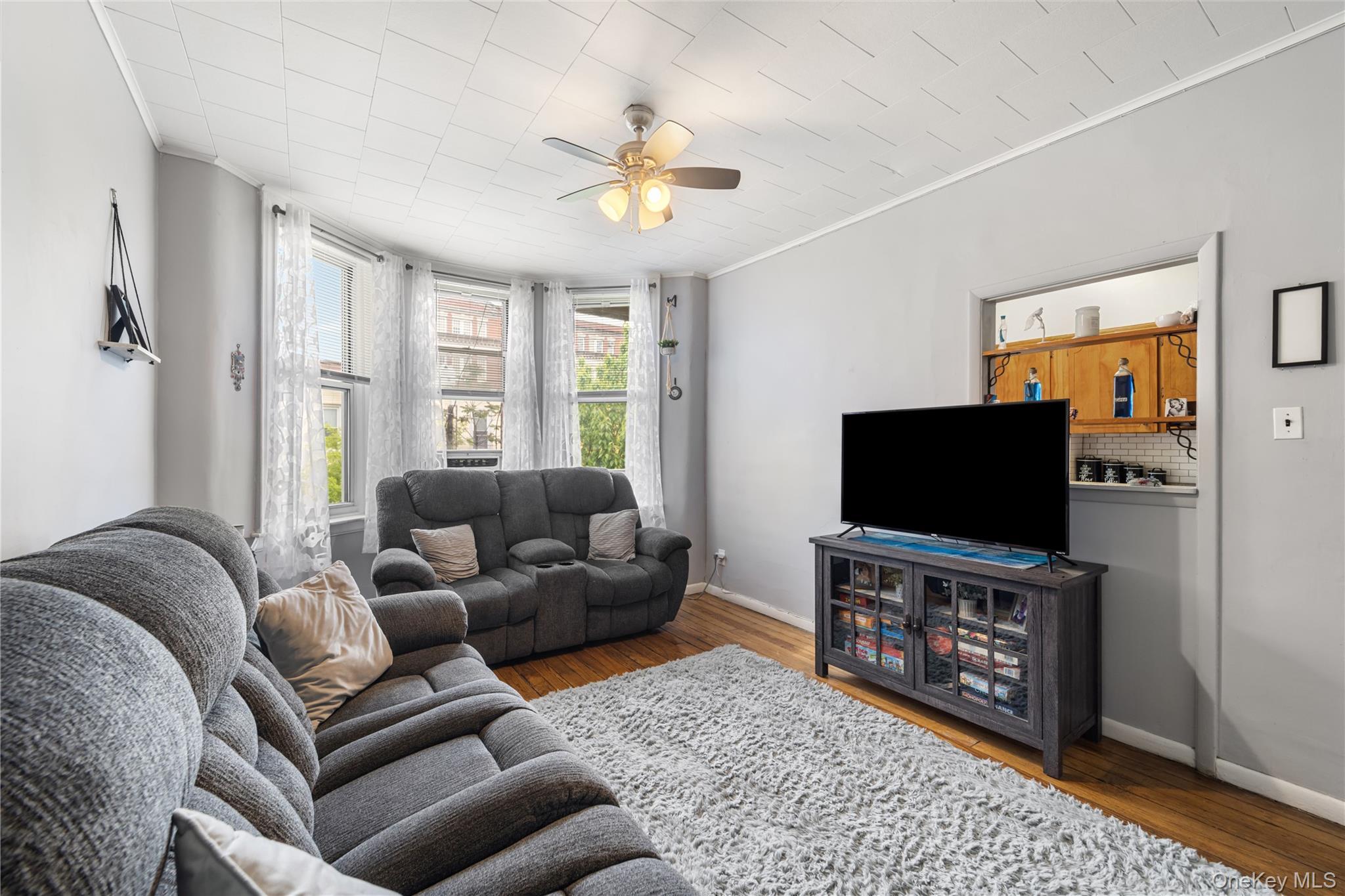 Single Family 69th Avenue Queens, NY 11385, MLS-997750-26