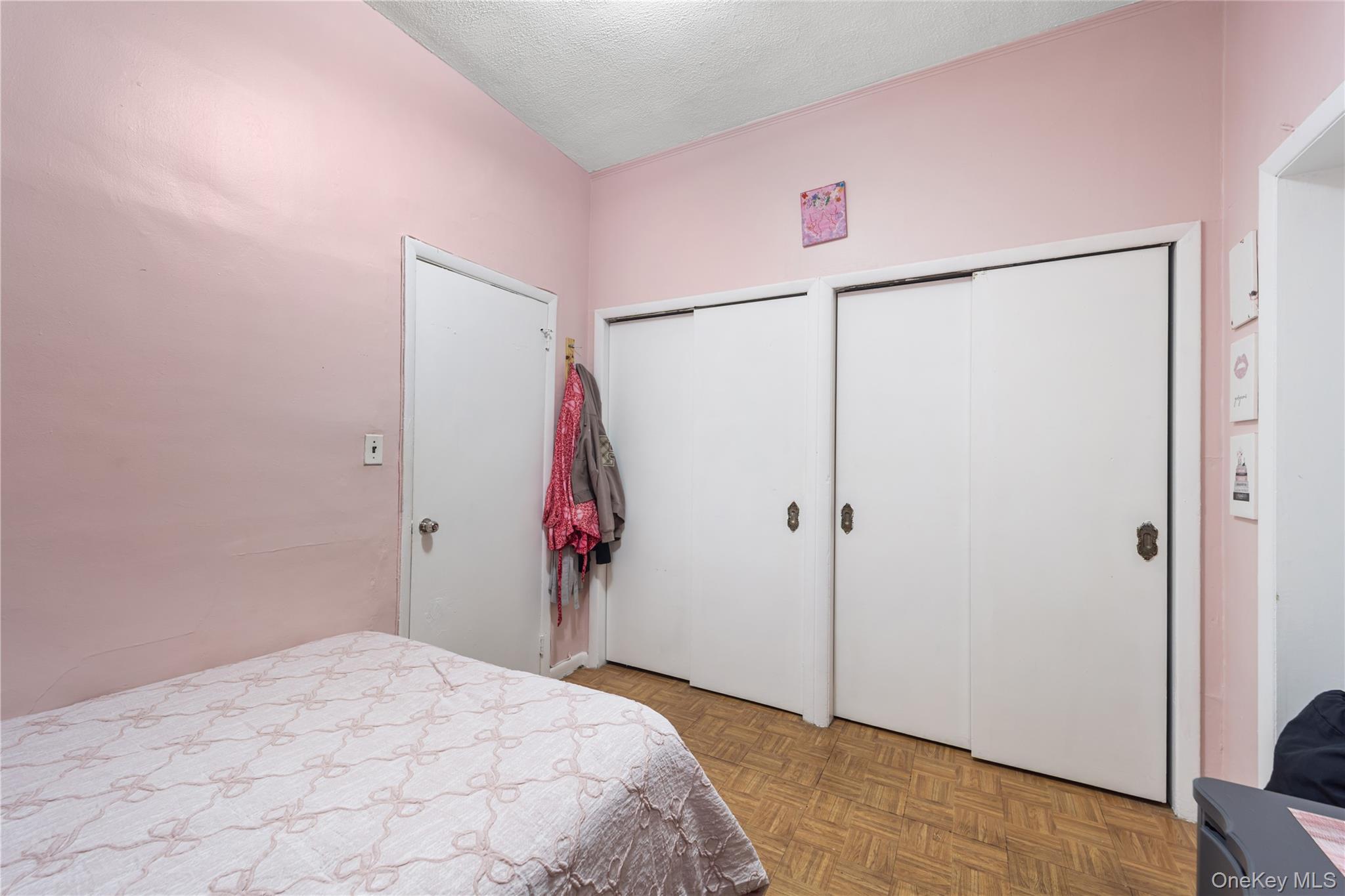Single Family 69th Avenue Queens, NY 11385, MLS-997750-34
