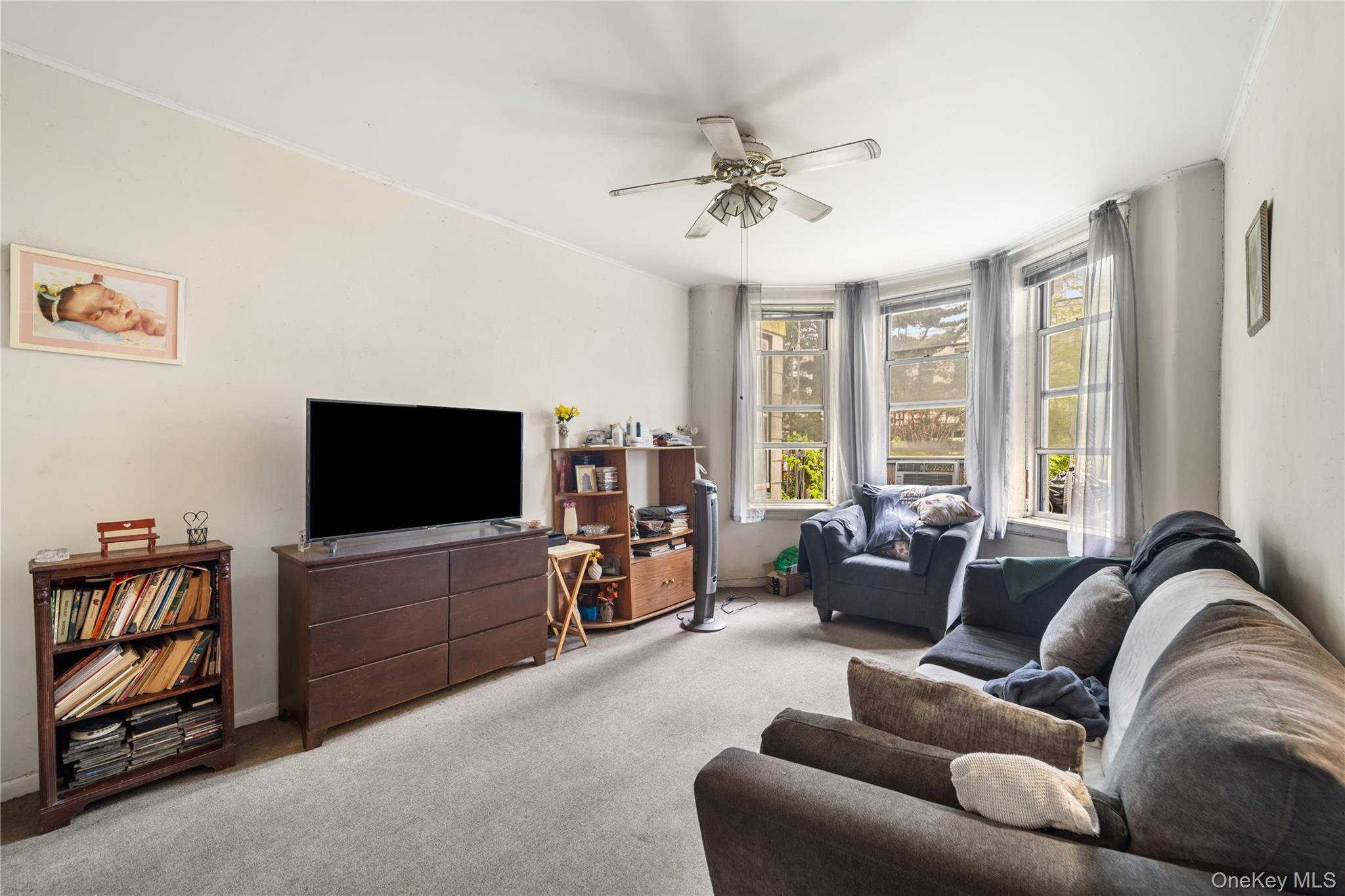 Single Family 69th Avenue Queens, NY 11385, MLS-997750-9