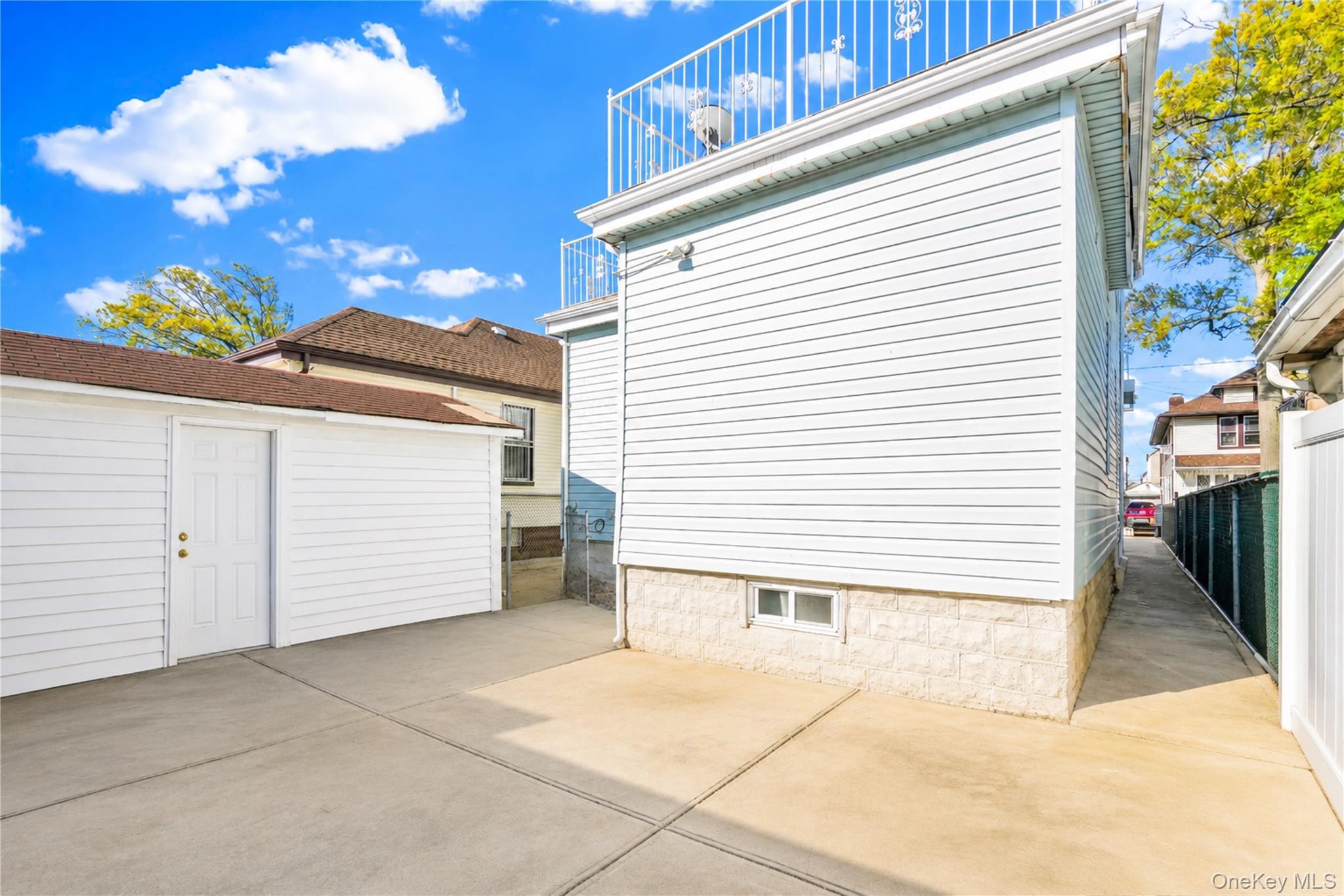 Single Family Street Queens, NY 11419, MLS-997758-34