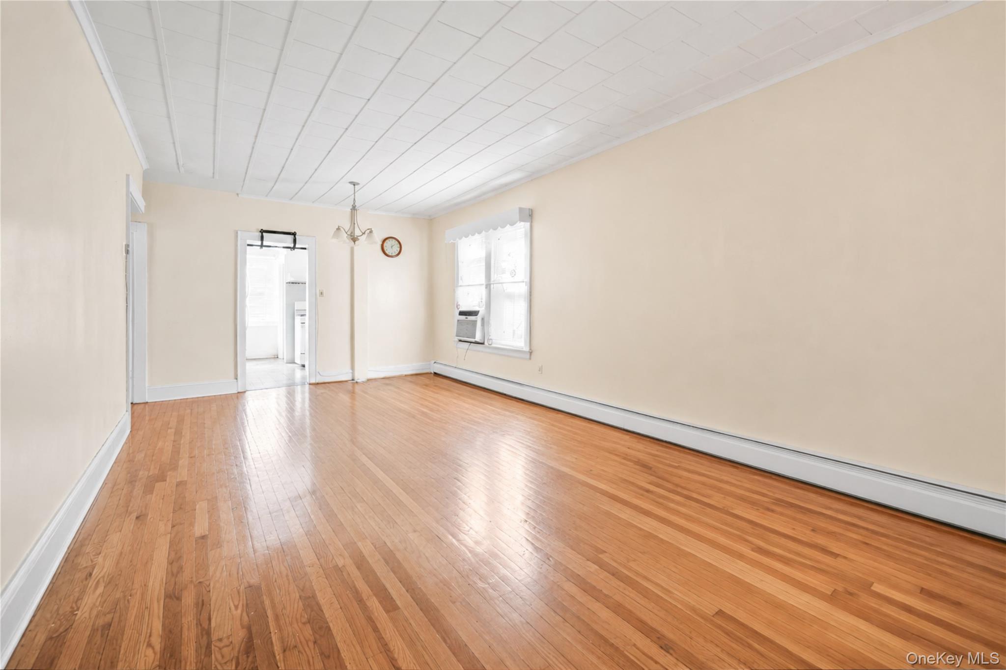 Single Family Street Queens, NY 11419, MLS-997758-4