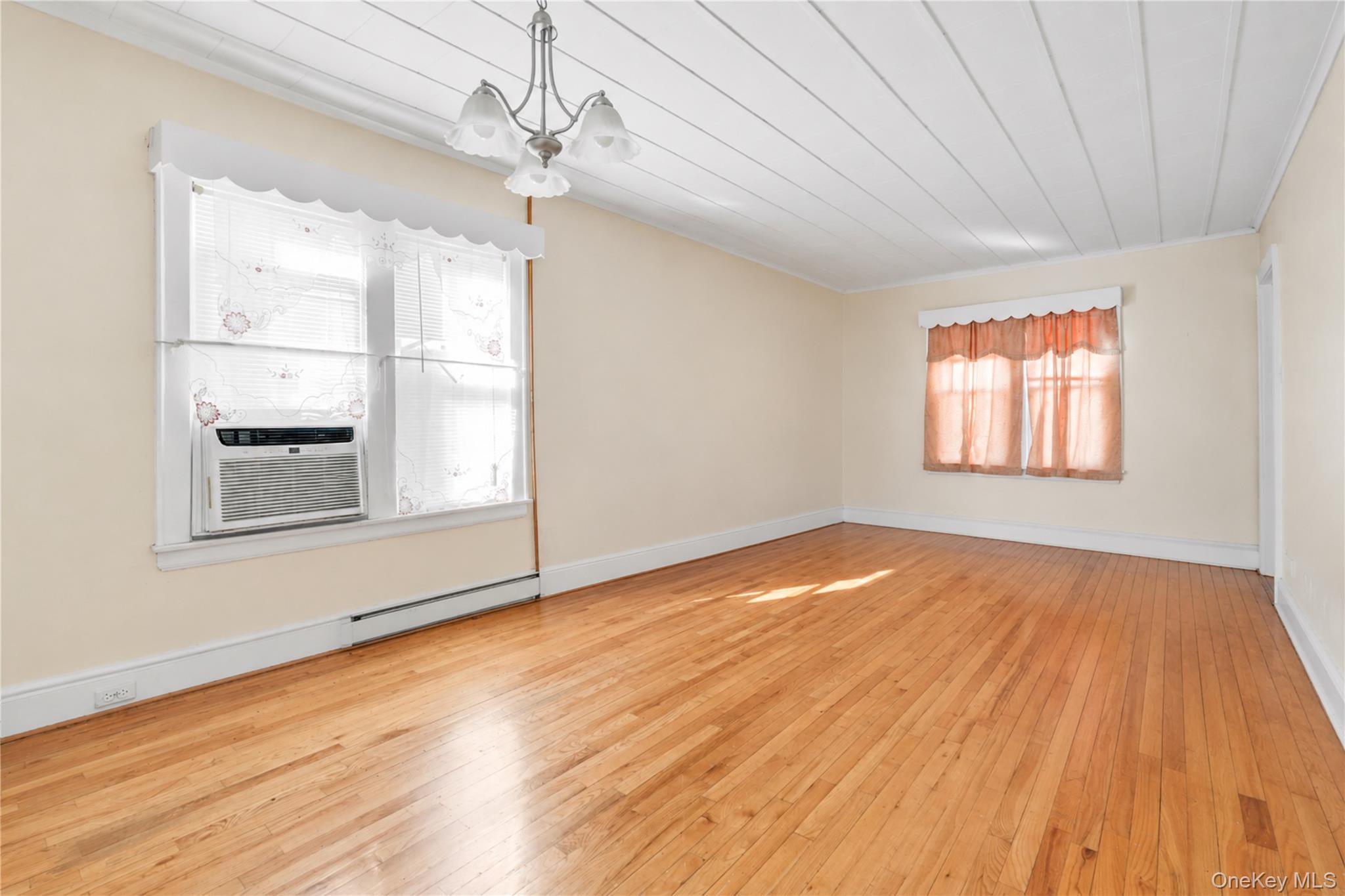 Single Family Street Queens, NY 11419, MLS-997758-5