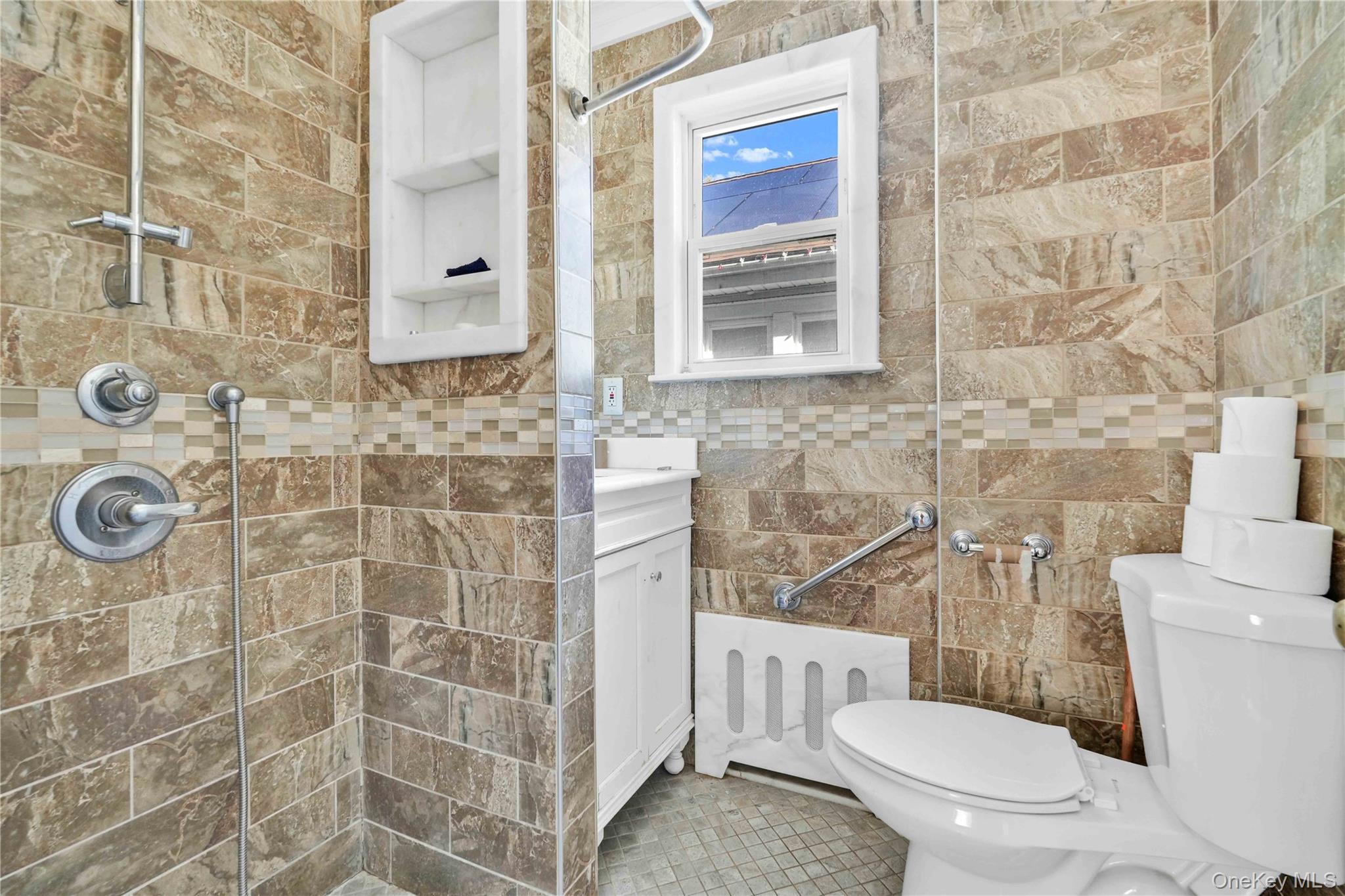 Single Family Street Queens, NY 11419, MLS-997758-9
