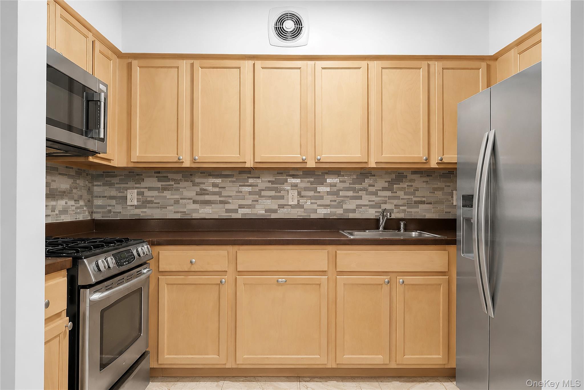 Single Family 117th  Manhattan, NY 10026, MLS-997761-19