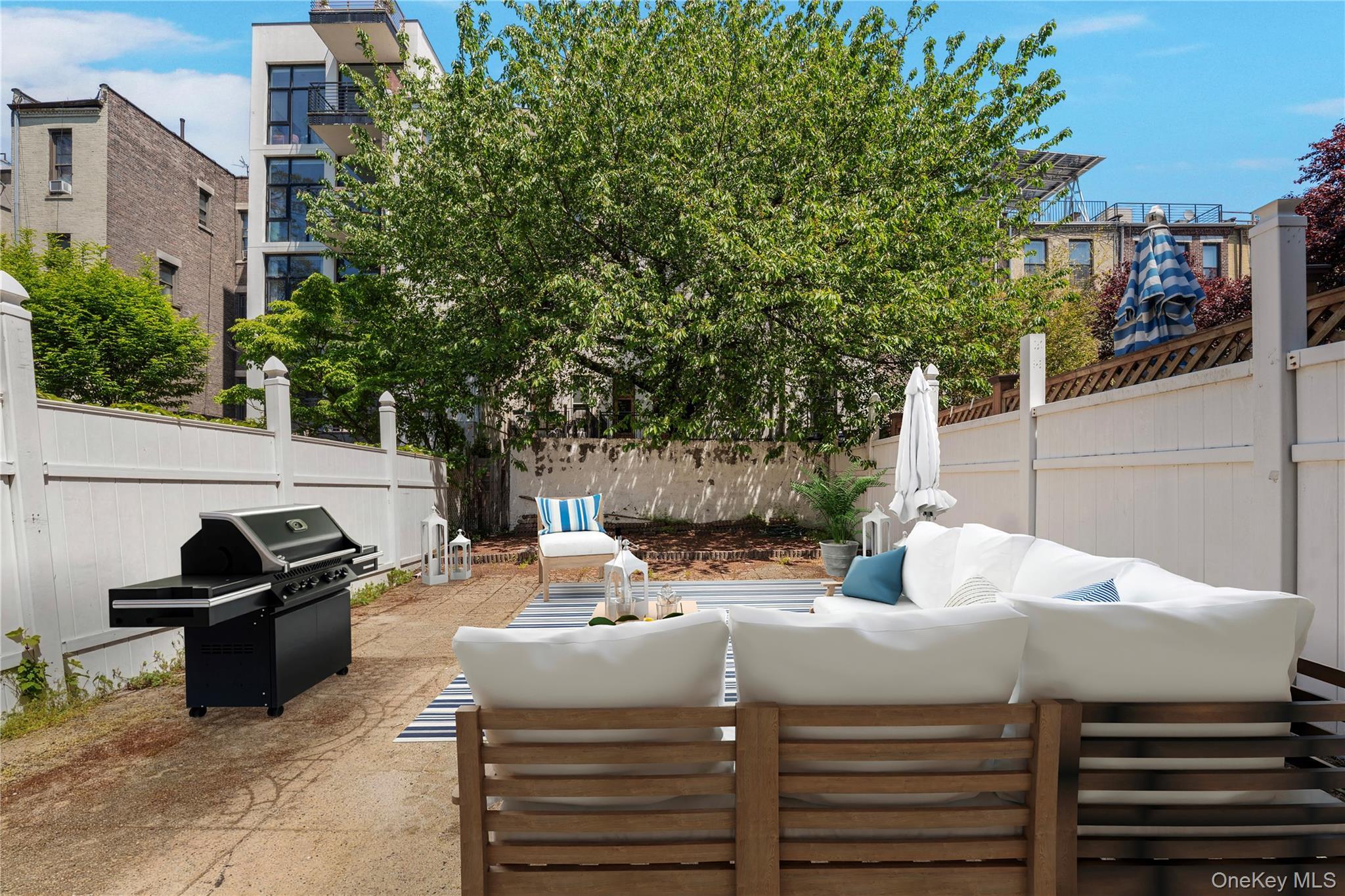 Single Family 117th  Manhattan, NY 10026, MLS-997761-26