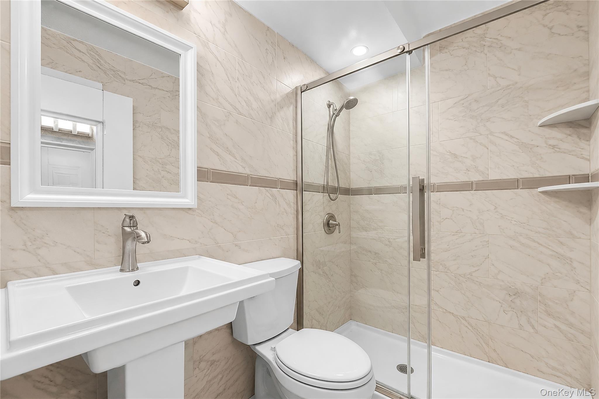 Single Family 117th  Manhattan, NY 10026, MLS-997761-7