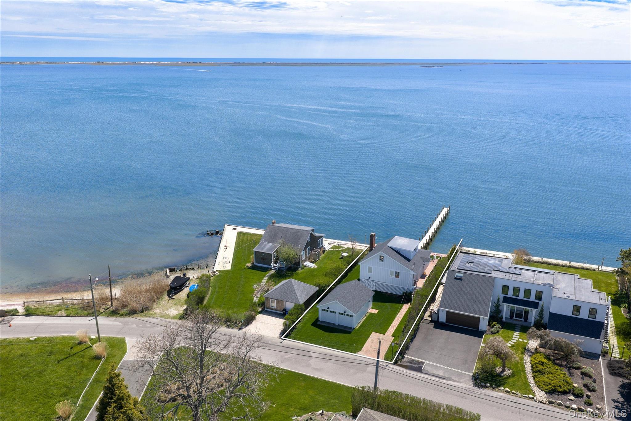 Single Family Laura Lee Drive  Suffolk County, NY 11934, MLS-997785-25